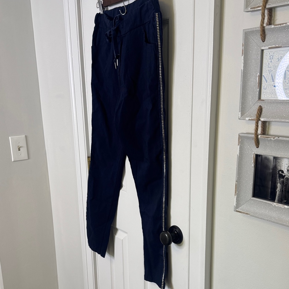Brand Bazar Stud Pants OSFM Made In Italy 🇮🇹 - Picture 3 of 8